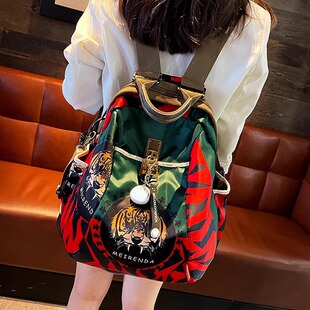 日本代购高级感潮牌虎头双肩包女2026新牛津布女士背包旅行包书包
