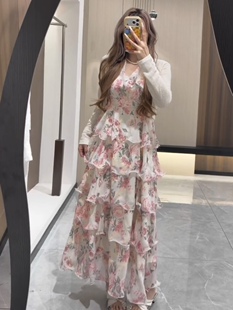 早春大码法式高腰碎花吊带蛋糕连衣裙两件套胖妹妹遮肉显瘦套装潮