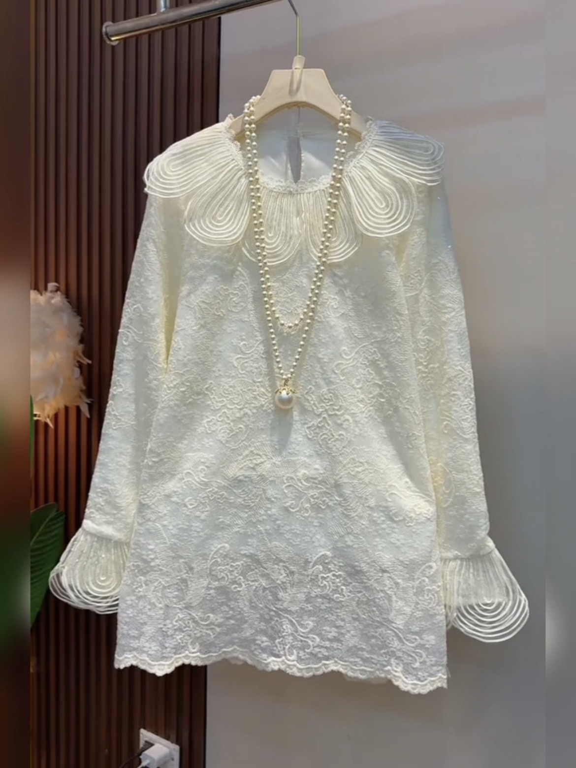 秋冬大码重工刺绣花瓣领国风打底衫宽松显瘦洋气减龄上衣内搭外穿