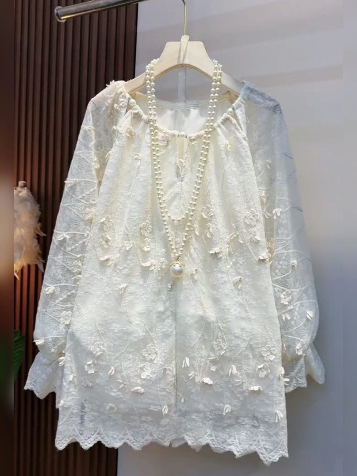 秋冬大码重工刺绣加厚国风外套女宽松显瘦洋气减龄打底上衣外穿潮