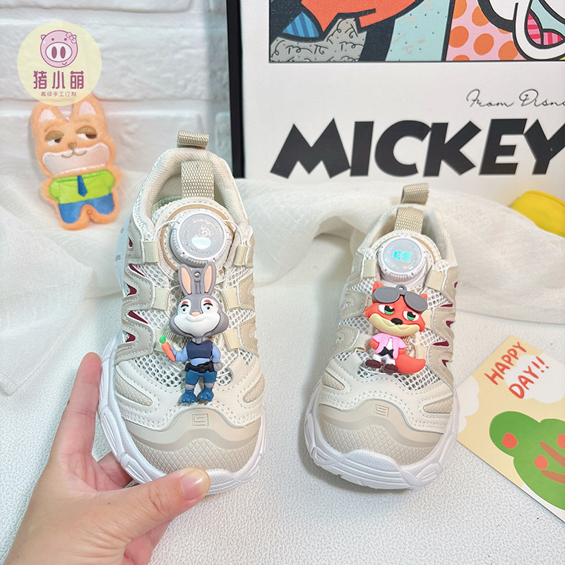 女童夏季旋转纽扣运动鞋网面透气儿童跑步鞋2026新款春款春季鞋子