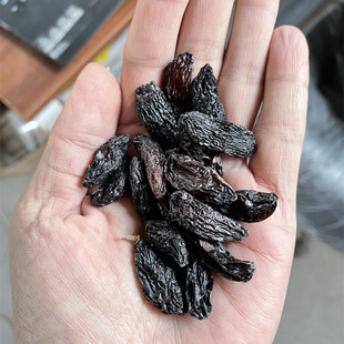 新疆有软籽葡萄干酸酸甜甜 黑美人葡萄干