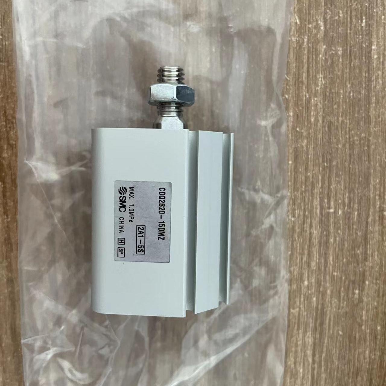 SMC/全新原装正品薄型气缸CDQ2D32-5-10-15-20-25-30-35-40~100DZ