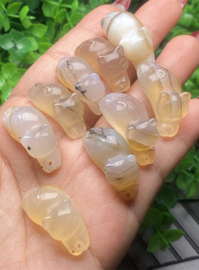 马料原色海洋玉髓趴趴猫吊坠