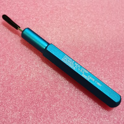 DANIELS丹尼尔斯DAK16取针器MFG