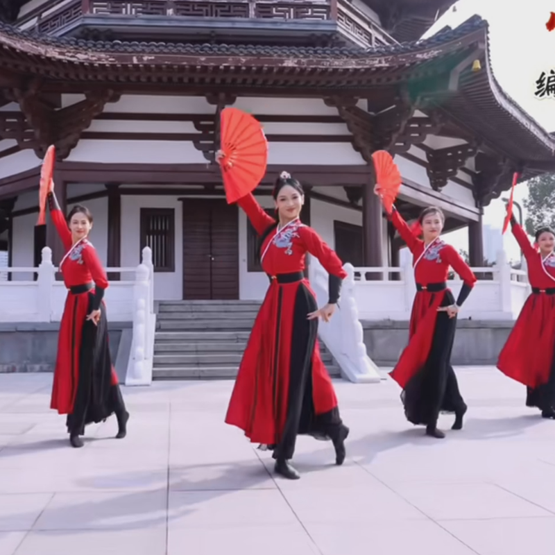 古典舞剑侠中国风演出服