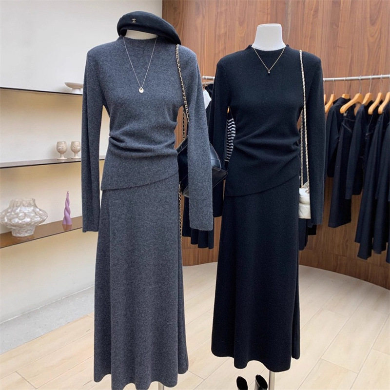 气质打底套装女秋冬褶皱收腰设计感修身毛衣A字长款半身裙两件套