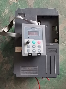 变频器 V8 2S 4ROGB(4KW) 220V 实物咨询维修咨询维修