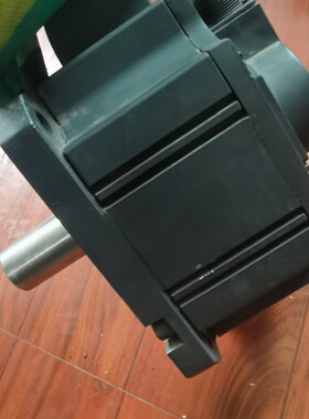 三菱HC203S伺服电机标签掉了读电子标签型号正确实物咨询维修咨询