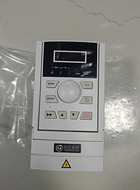 欣捷思变频器白色外观型号G6002S0K75输入咨询维修