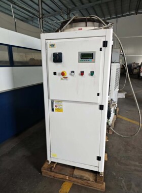 同飞水冷机 型号MCWL150DTR03Z13385咨询维修