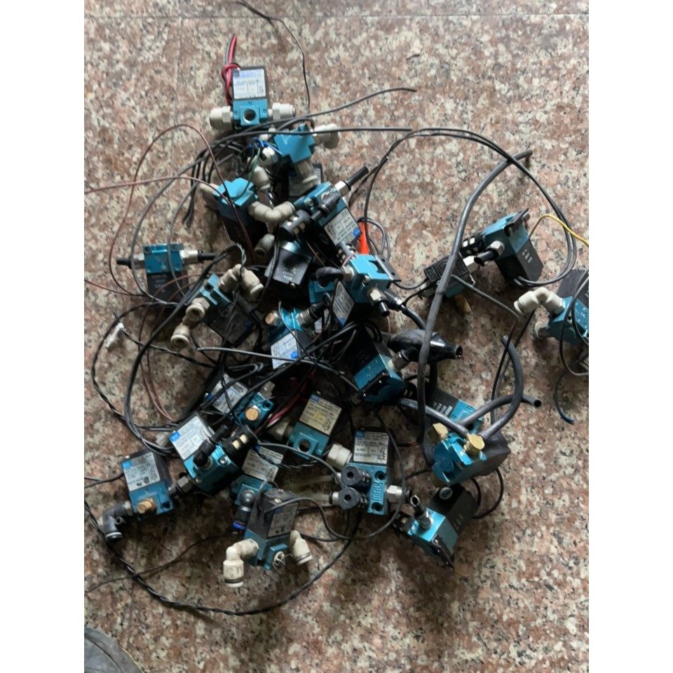 拆机美国MAC电磁阀35A-ACA-DDA-1BA DC24咨询维修咨询维修咨询维