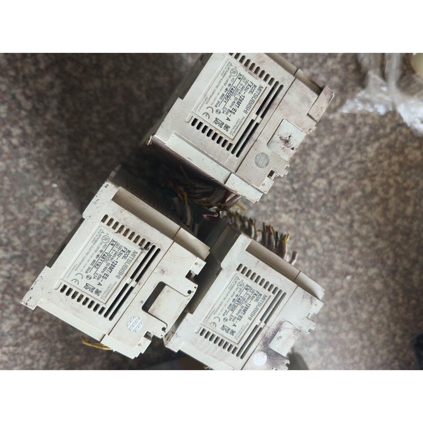 FX2U128MT实拍图三菱模块实拍图需要联系咨询维修