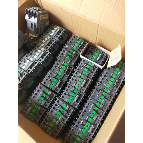 施耐德拆机的LC1E0601接触器20个,LC1N0601接咨询维修咨询维修咨
