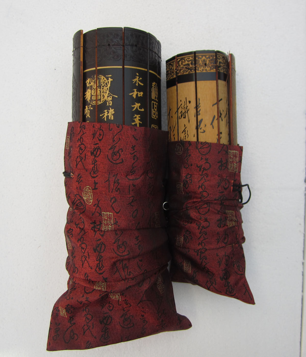 竹简锦袋包装袋礼品袋红色丝绸缎面有装多个尺寸锦囊竹简底托木托