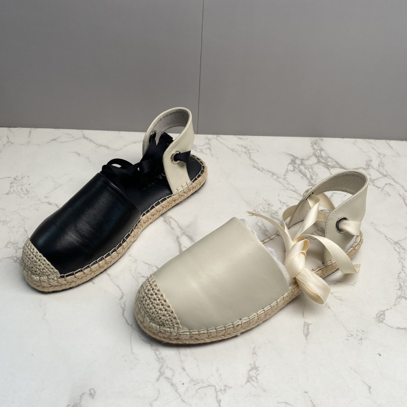 2025夏季新款真皮女鞋圆头平底绑带包头半拖鞋百搭舒适日常渔夫鞋