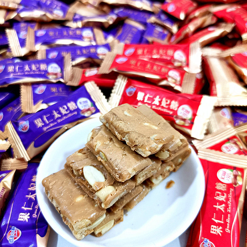 蜡笔小新果仁太妃糖混合口味袋装零食坚果夹心糖果休闲食品,零食/坚果/特产,焦糖/太妃糖,淘宝优惠券,粉丝福利购,淘宝优惠卷