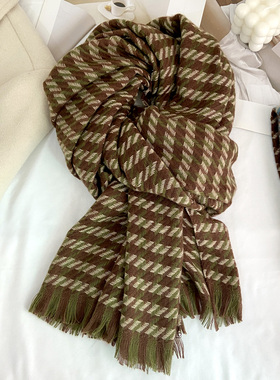 软糯糯的2025新款小众韩系千鸟格围巾女生秋冬季加厚保暖披肩绿色