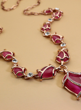 威妮华比拉原创猫眼石女郁金香