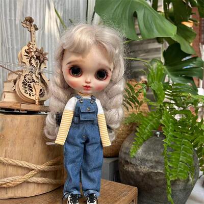 小布娃衣工装背带牛仔裤