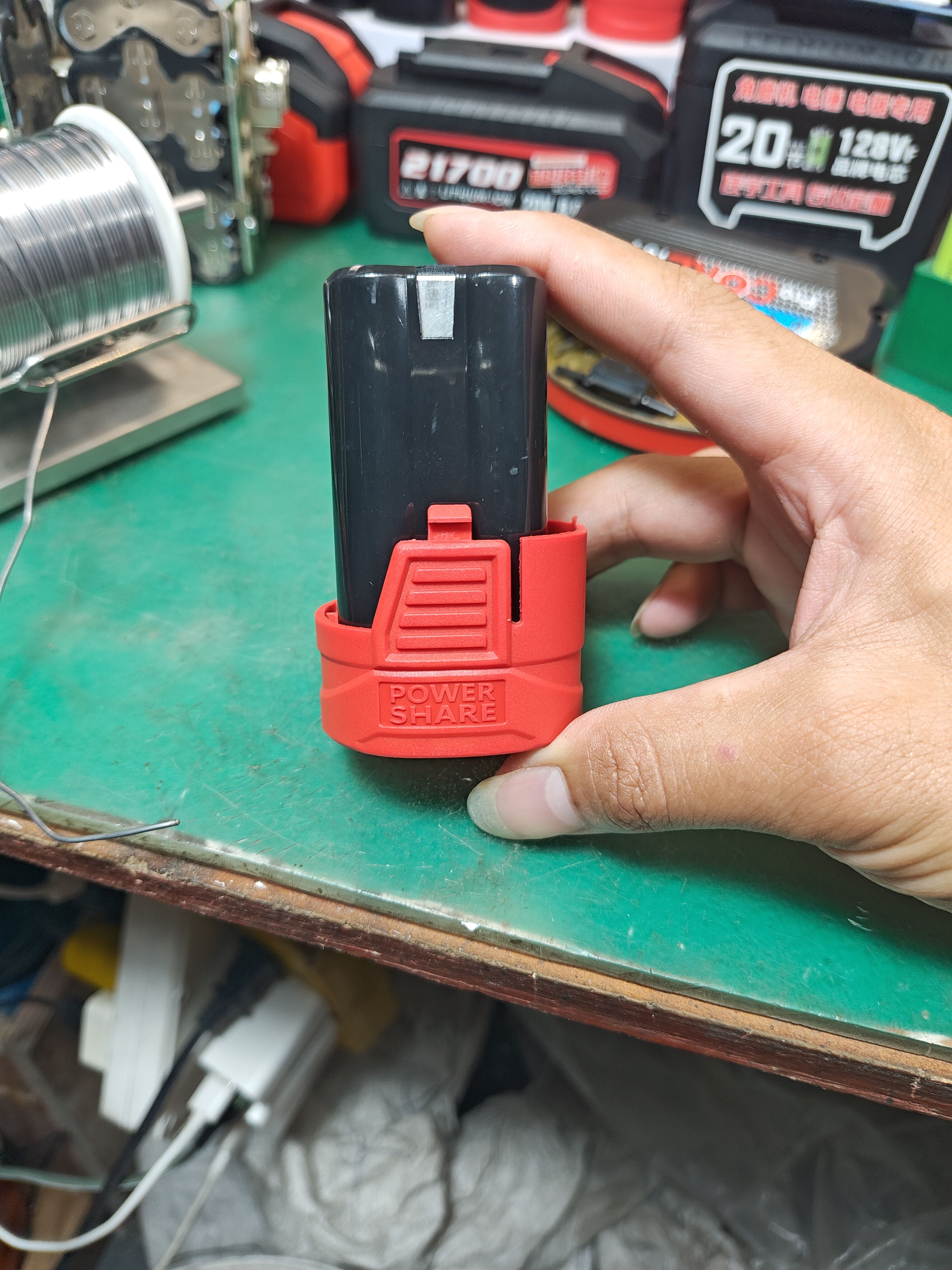 16.8v18v小钢炮电钻B款锂电池