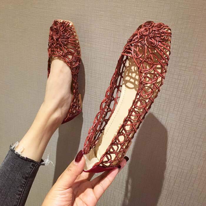 2026春夏季新款鞋子大码网状镂空软底方头平底包头外穿精致女凉鞋