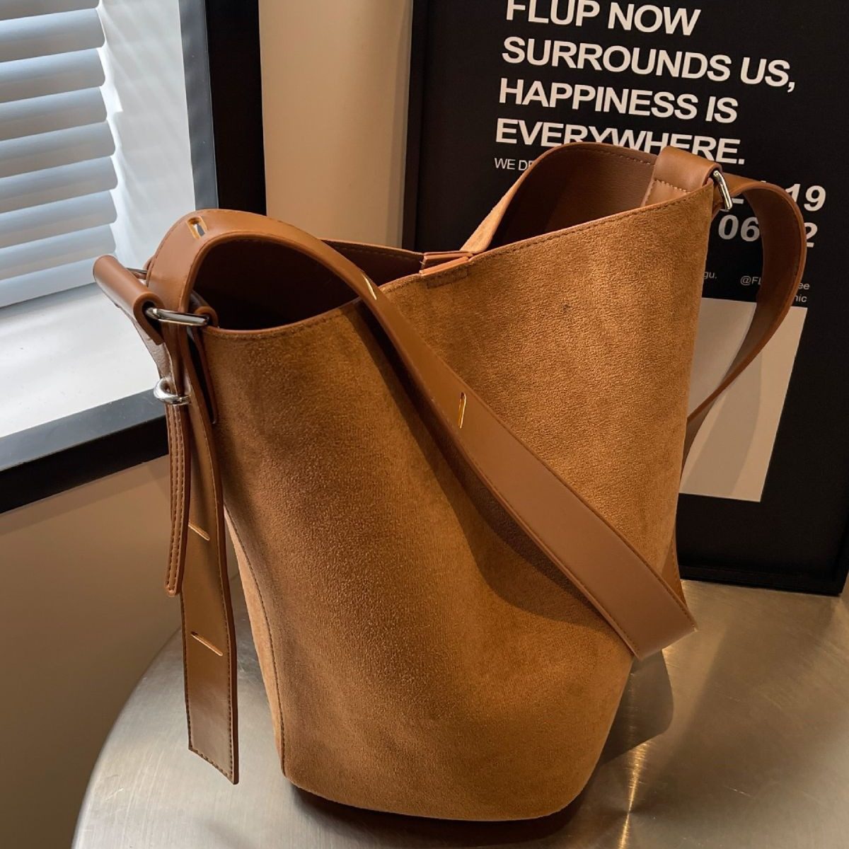 女包女包大容量包新款百搭复古磨砂单肩斜挎包质感时尚爆款水桶包,箱包皮具/热销女包/男包,水桶包,淘宝优惠券,粉丝福利购,淘宝优惠卷