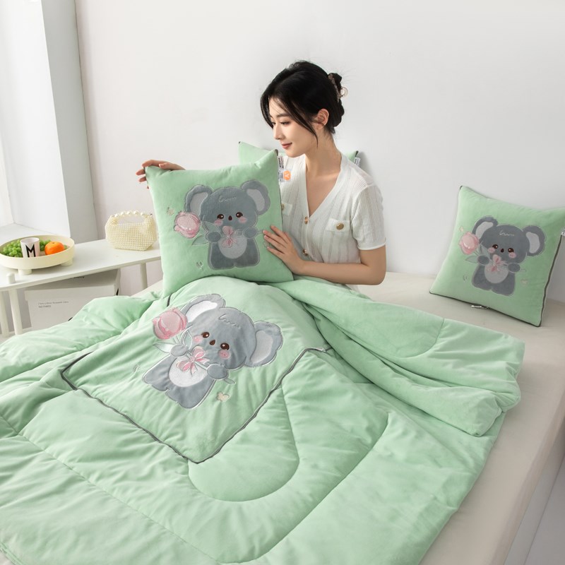 A类宝宝绒加厚两用抱枕被子卡通汽车靠垫办公室学校午睡枕头毛毯