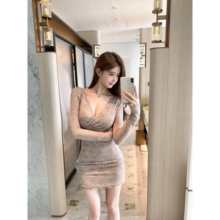 连衣裙纯欲蕾丝包臀裙 定染V领抽褶微弹无袖 若语定制 娇媚大女主