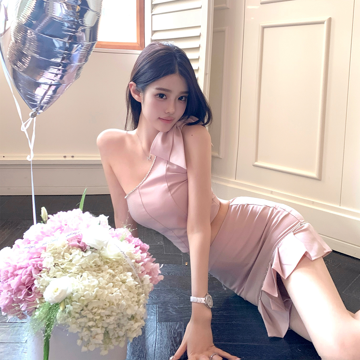 打服不对称钻边蝴蝶结套装