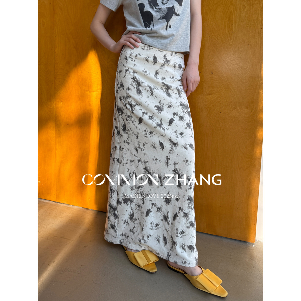 CZ ZHANG 2025秋冬水墨印花高腰包臀裙女名媛修身圣诞礼服一步裙