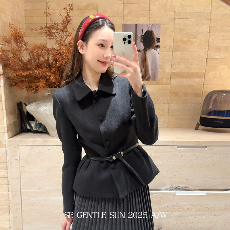 SE GENTLE SUN秀熙熙2025新款复古通勤风翻领修身显瘦羊毛呢外套