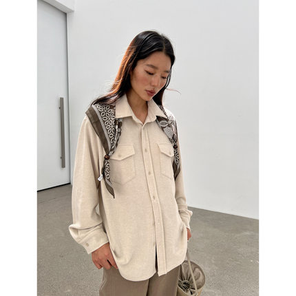 COMOS CMS 2026新款气质高级感丝巾搭女式长袖针织衬衫女秋季新款