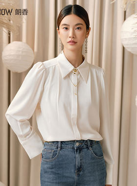 朗香秋季乳白色小翻领气质衬衫