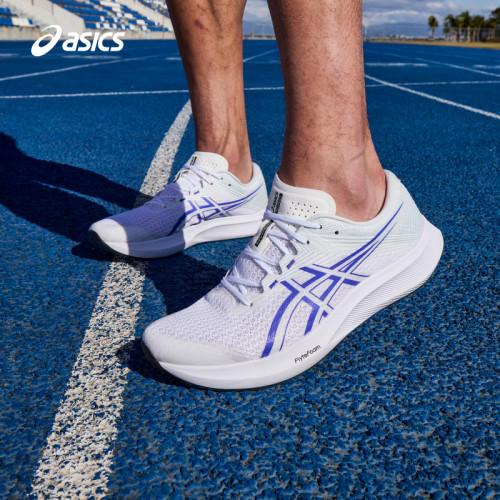 ASICS亚瑟士男宽楦透气竞速跑鞋