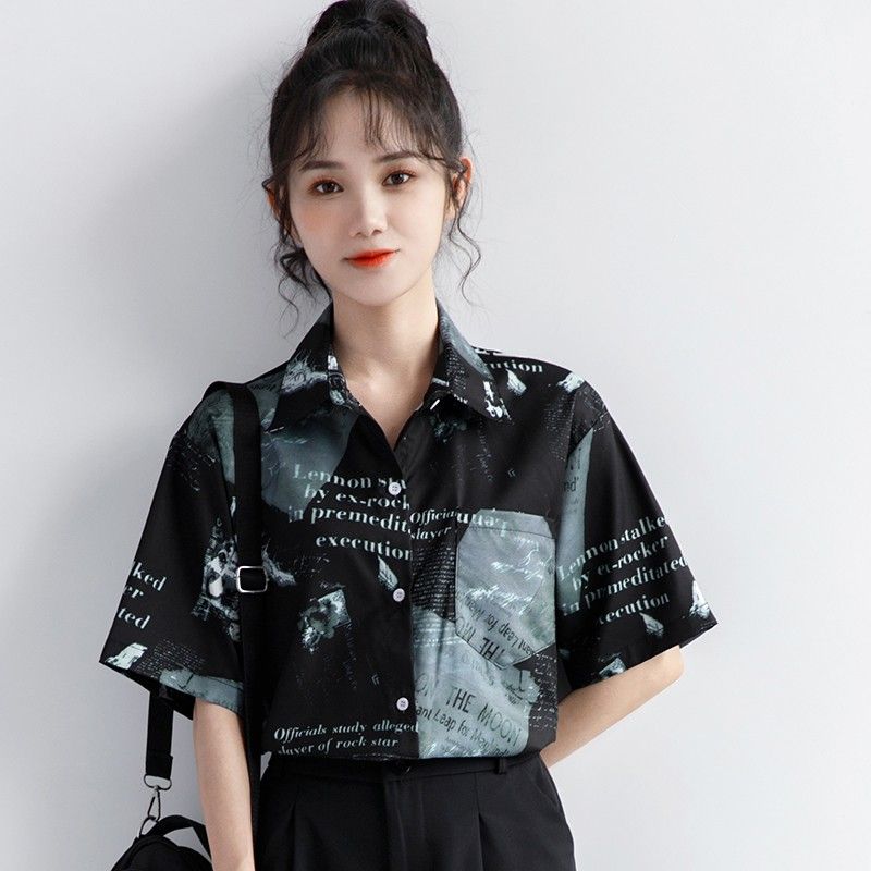 2024夏装新款复古港风衬衫女夏短袖学生设计感衬衣BF风上衣ins潮