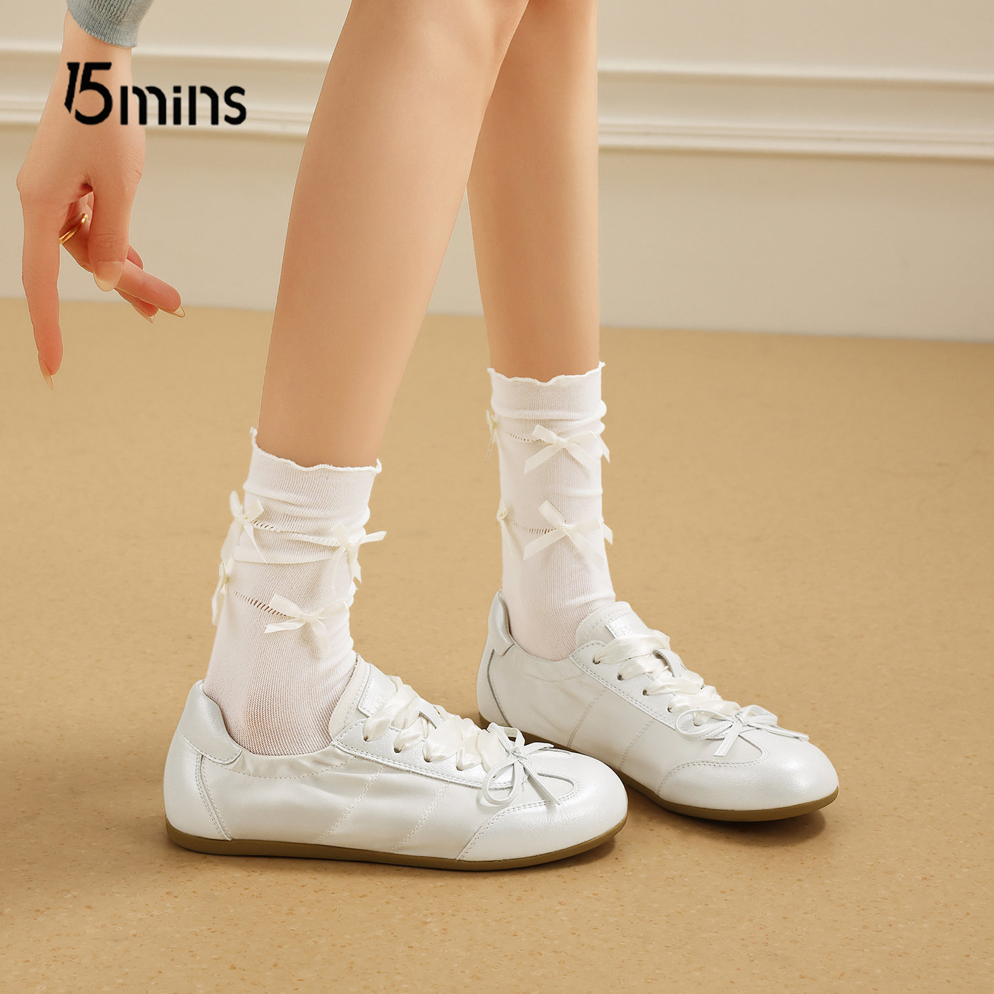 15mins甜美风蝴蝶结芭蕾舞鞋女2026新款春季软底小白鞋休闲德训鞋