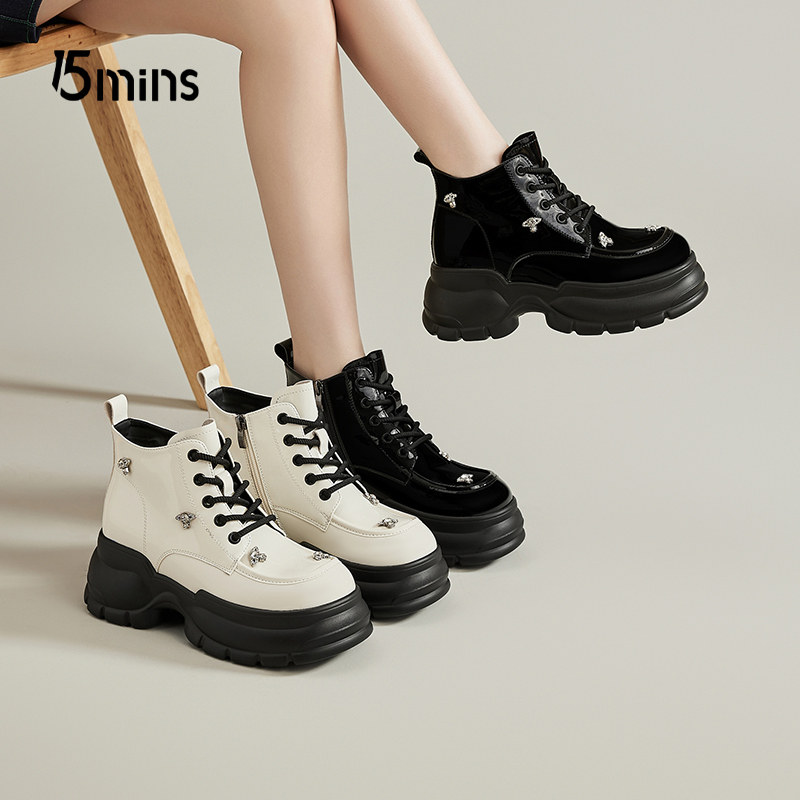 15mins高跟马丁靴女秋冬季2026年新款厚底短靴加绒机车靴百搭靴子