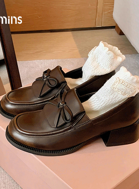 15mins增高4cm_翻盖蝴蝶结懒人粗跟厚底乐福鞋女2026新款春小皮鞋