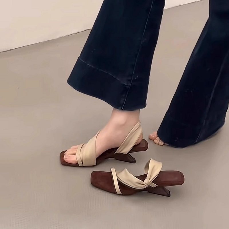 设计感复古辣妹风方头一字带高跟凉拖女夏季新款韩版绕带露趾凉鞋,女鞋,一字拖,淘宝优惠券,粉丝福利购,淘宝优惠卷