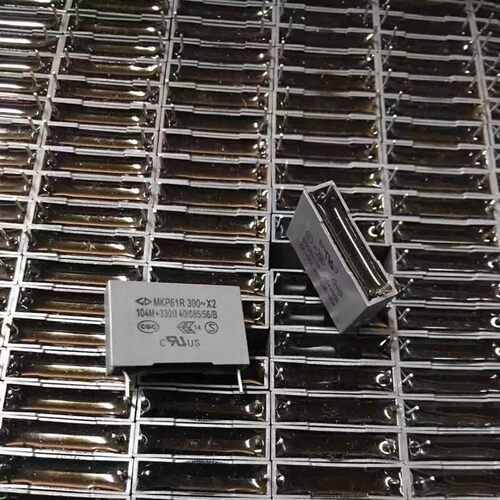 法拉阻容电容 MKP61R 104M 300V带330 0.1uF 300V 带放电阻容器