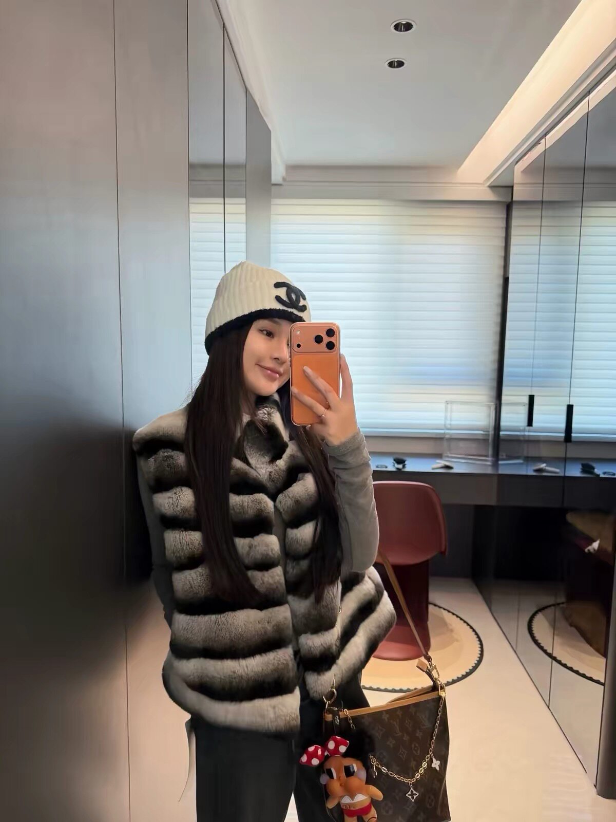 NANA娜娜家新款青紫蓝仿龙猫马甲背心气质立领环保毛皮草外套女冬