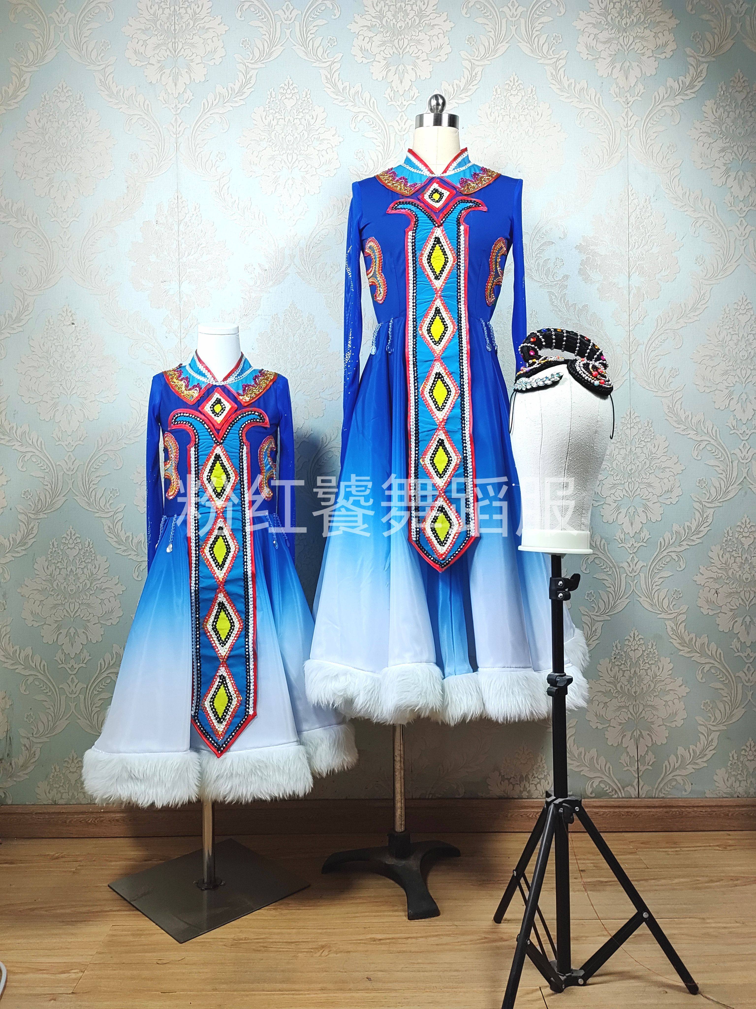 舞蹈服鄂温克拉玛湖头饰大裙摆图片