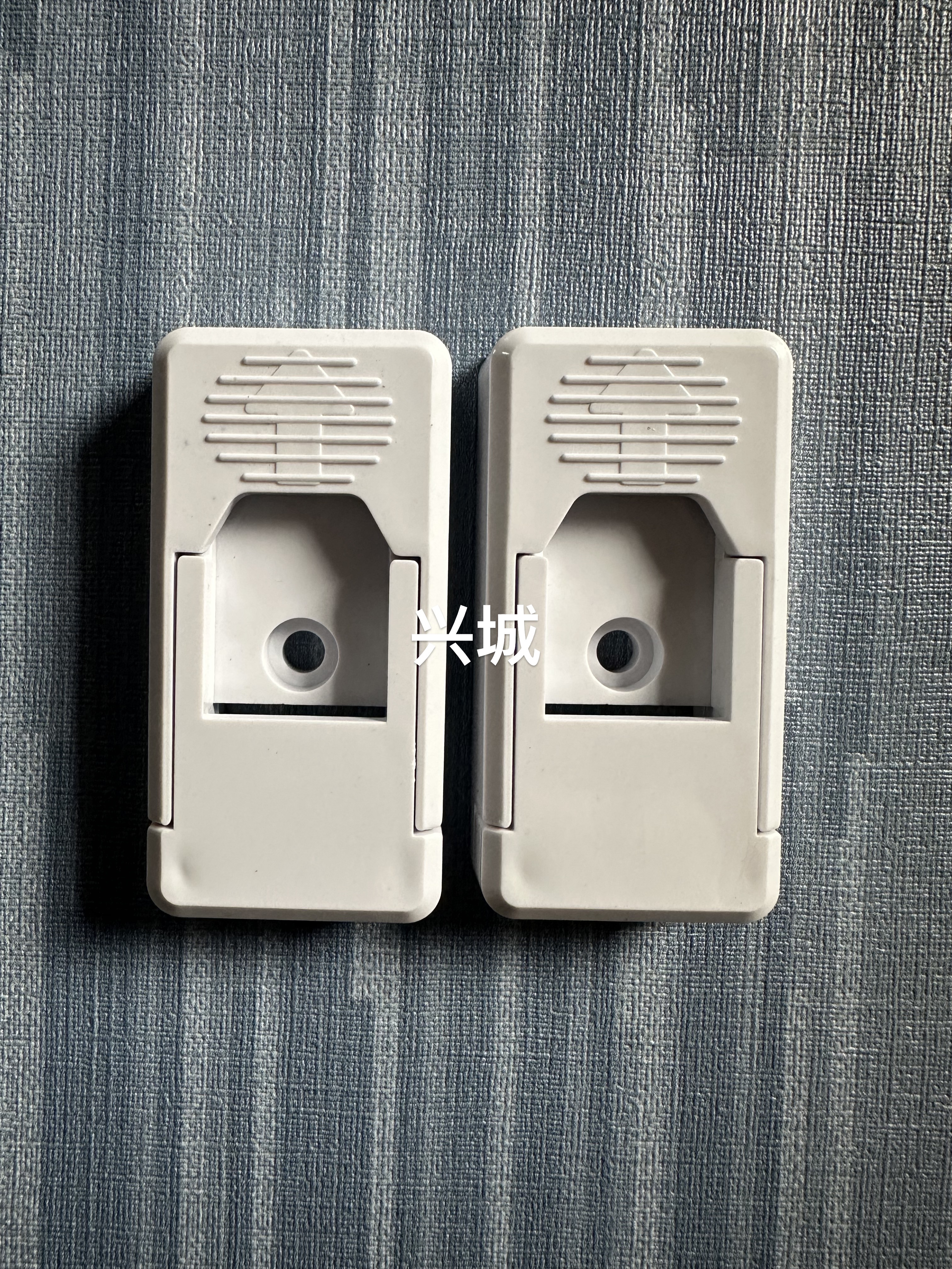 房车遮阳篷配件支撑腿固定件支撑杆固定件底座房车遮阳棚雨蓬卡扣