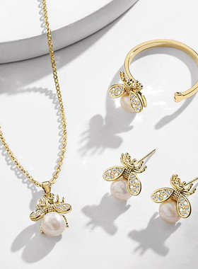 时尚可爱蜜蜂高级感项链耳钉戒指