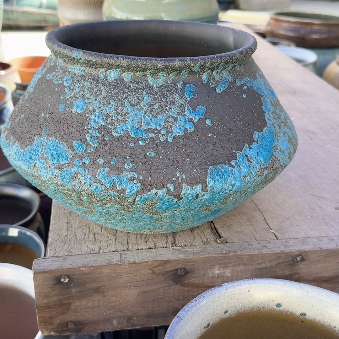 扁罐子，有底孔