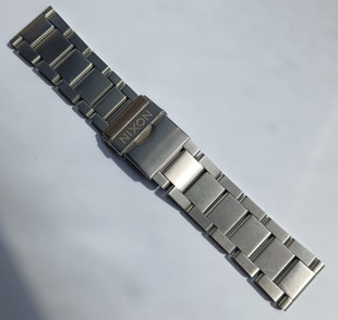 尼克松 Nixon 金属不锈钢表带宽23 25MM精钢材质银色男表带