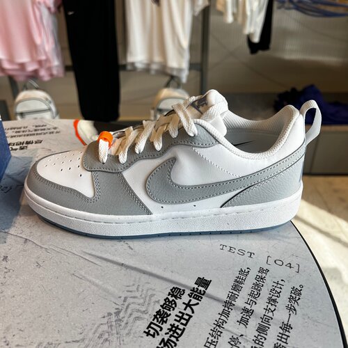 Nike/耐克Court Borough女子白灰轻便舒适运动休闲板鞋IH4519-100