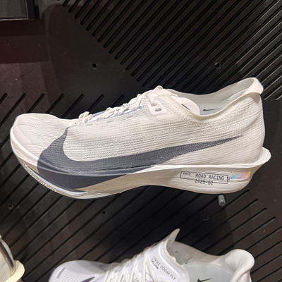 Nike/耐克StreakFly 2男软碳板减震耐磨经典运动跑步鞋HF6416-100