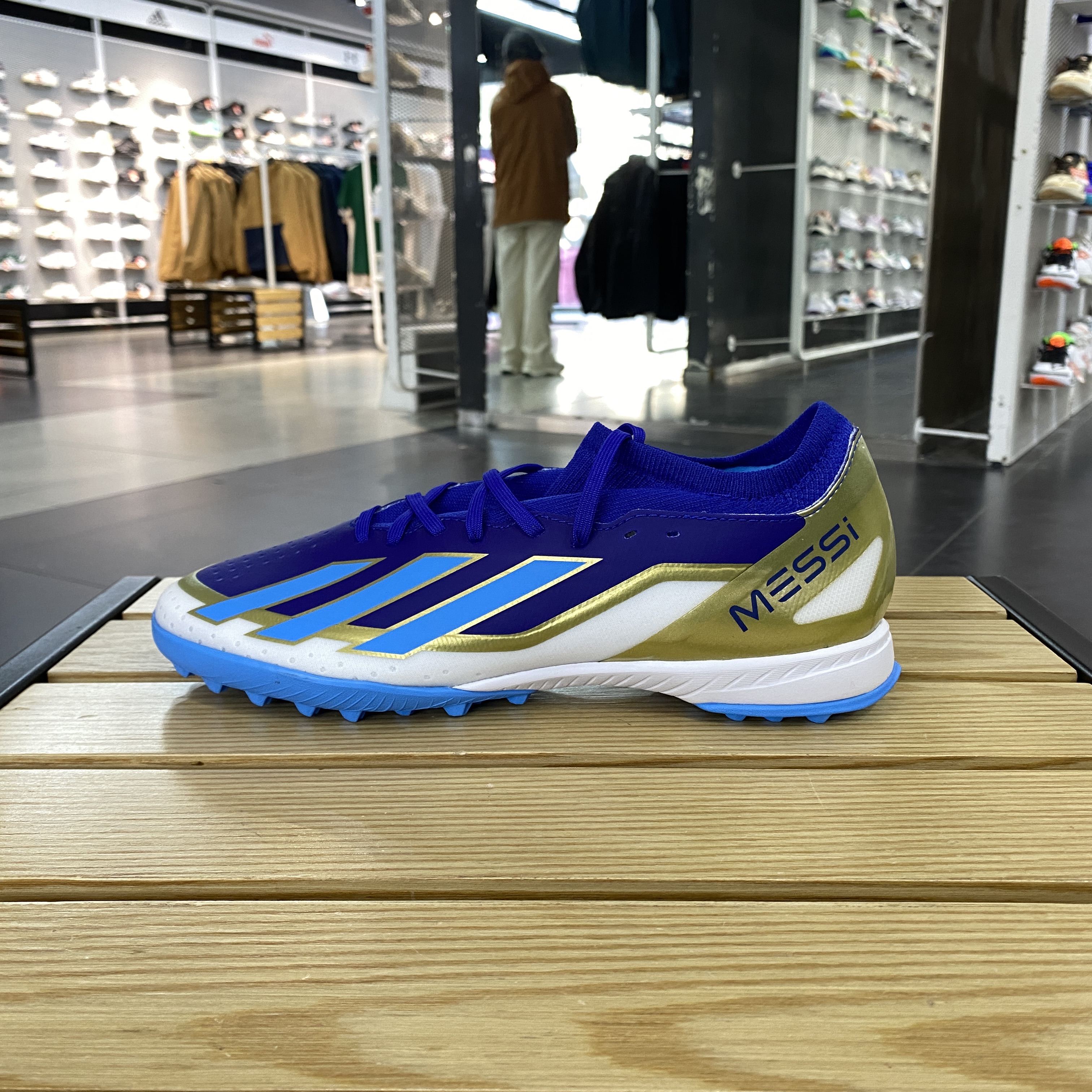 adidas阿迪达斯X低帮中端TF碎钉人草训练足球鞋男ID0718